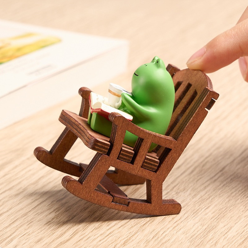 Miniatura de Sapo Fofo em Resi - Office Furniture At Home avaliação e preço