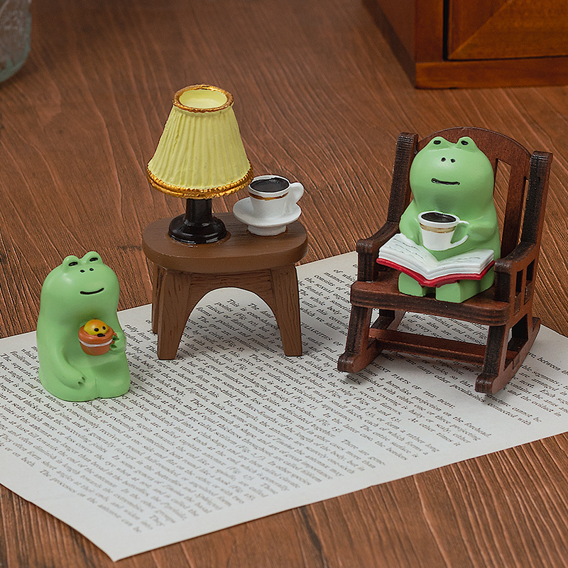 Miniatura de Sapo Fofo em Resi - Office Furniture At Home avaliação e preço